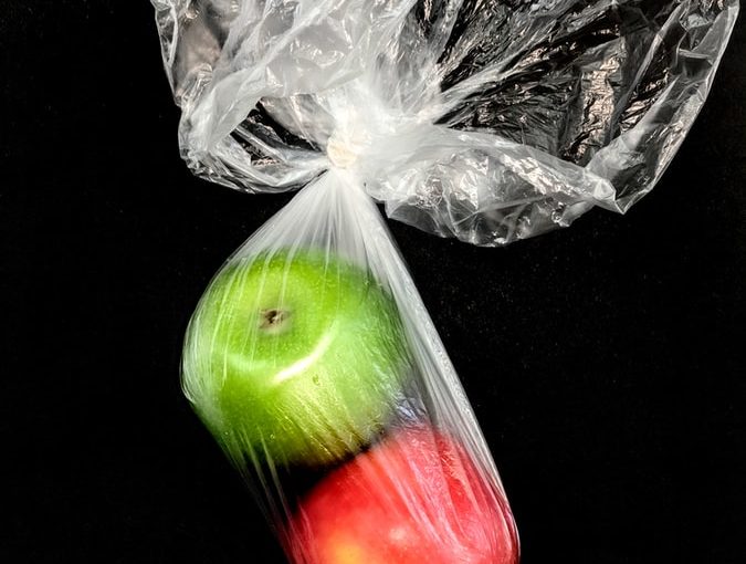 ¿Cómo reciclar tu bolsa de plástico del súper?