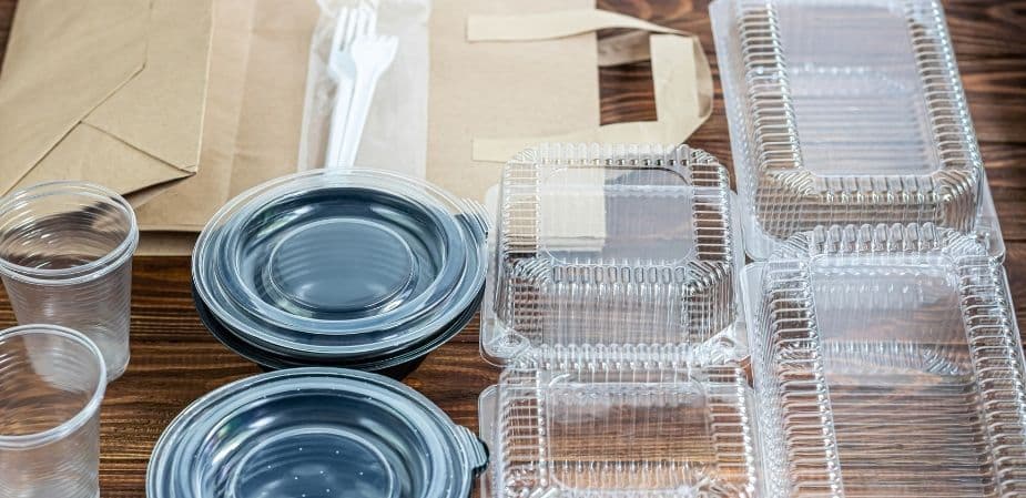 Proceso de fabricación del material PLA a partir de materias primas vegetales